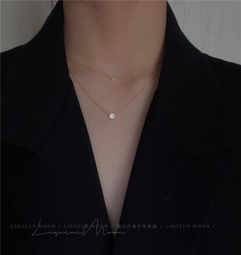 Single Mini Moissanite Sparkling Diamond Sterling Silver Necklace Simple Layered European and American Style Short Exquisite Collarbone Chain