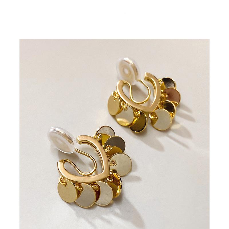 Non-Pierced Earrings for Women Mosquito Coil Ear Clips Heart-Shaped Earrings High-End Earrings New Style