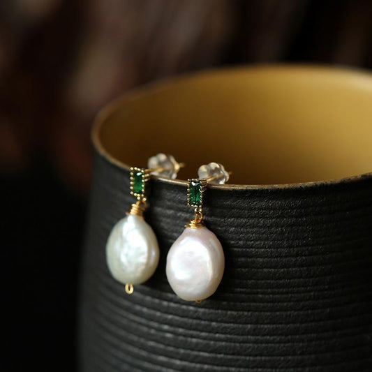 Natural Freshwater Baroque Pearl Earrings Emerald Pearl Earrings 14K Gold-Plated Vintage Stud Earrings for Women Summer Simple