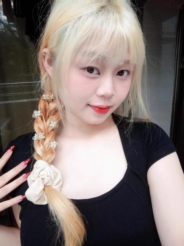 Internet Celebrity Camellia Women's Hair Claw Clip Internet Celebrity Braided Flower Bangs Hair Clip Women's Fashion Versatile