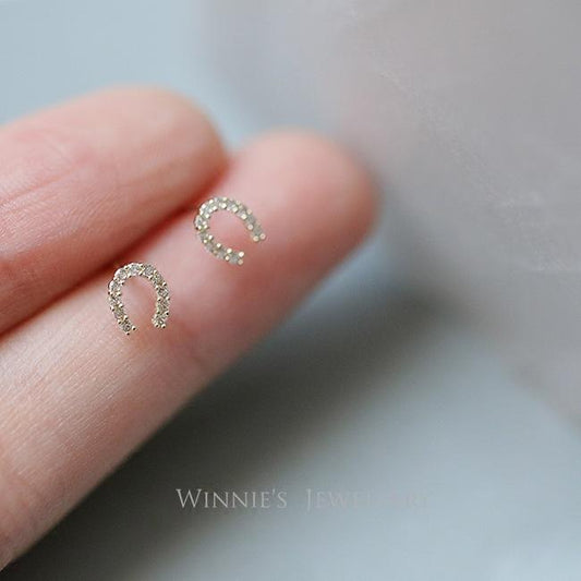 Full Diamond Horseshoe S925 Sterling Silver 14K Gold Plated Earrings Small Delicate Zircon Inlaid Exquisite U-Shaped Lucky Earrings for Women