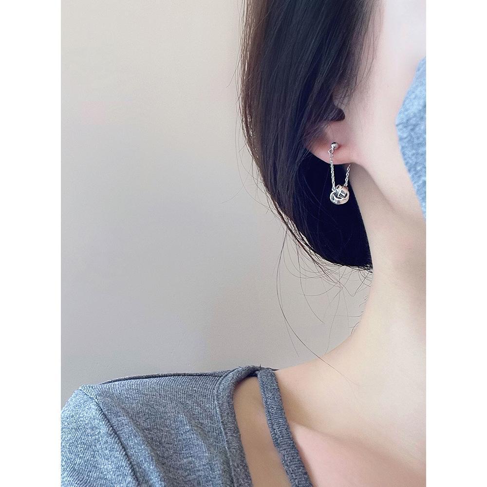 Tassel Unique French Niche Design High-end Ear Clip Earrings Autumn Winter Round Face Slimming Women New Ear Accessories