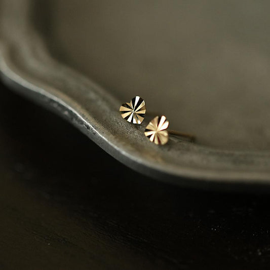 S925 Silver Plated 14K Gold Earrings Carved Shiny Versatile Minimalist Mini Heart Earrings 2024 New Model