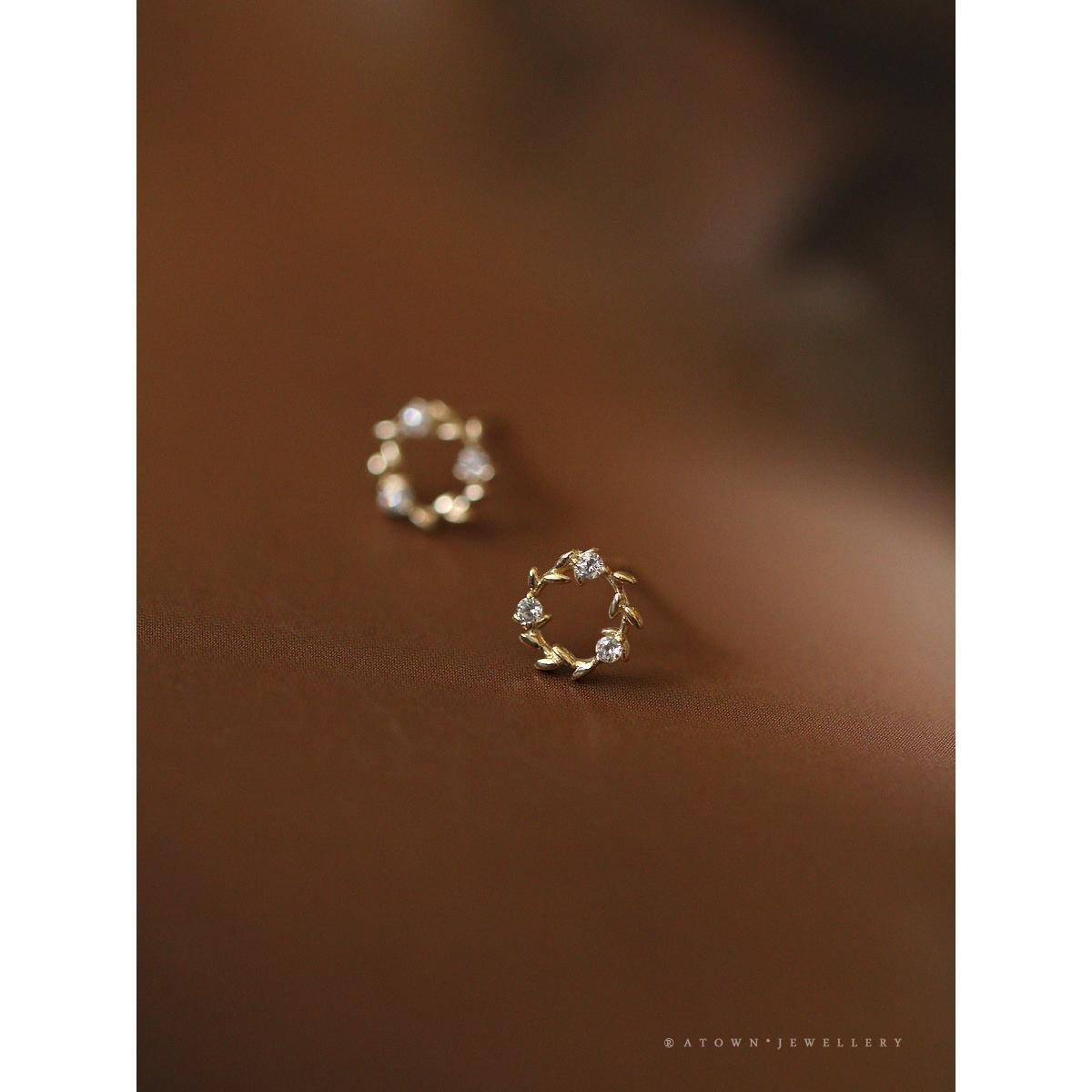 S925 Sterling Silver Gold-Plated Earrings for Women Zircon Branch Leaf Small Flower Ring Elegant Petite Floral Korean and Japanese Style Earrings