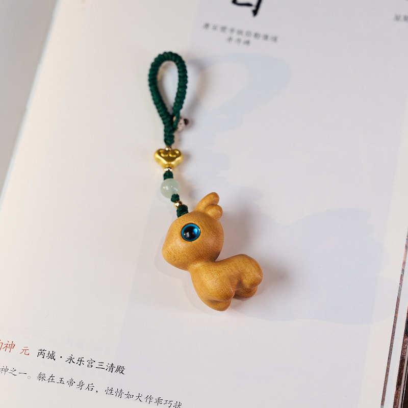 Cute Creative Men and Women Phone Keychain with Deer Pattern Good Luck Safe Journey Car Keychain Pendant