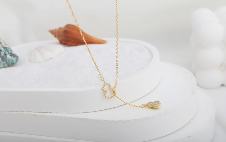 Niche Tassel Inlaid Diamond Gourd National Style S925 Sterling Silver Necklace for Women High-end Non-fading Hollow Small Gourd Jewelry