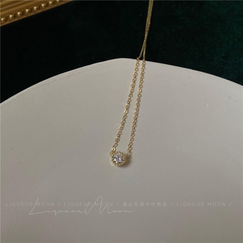 Single Mini Moissanite Sparkling Diamond Sterling Silver Necklace Simple Layered European and American Style Short Exquisite Collarbone Chain