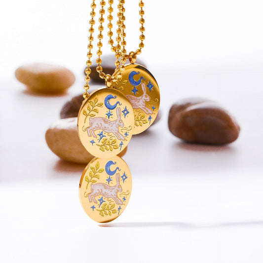 Titanium Steel New Hand-Painted Oil-Drip Rabbit Element Pet Oval Tarot Card Necklace Color-Retaining 18K Gold Plating