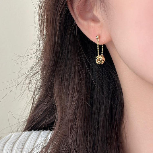 Tassel Unique French Niche Design High-end Ear Clip Earrings Autumn Winter Round Face Slimming Women New Ear Accessories