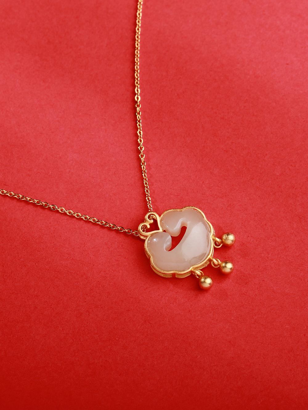 S925 Silver Hetian Jade Ruyi Xiangyun Peace Lock Necklace Retro Chinese Style Long Life Lock Chain