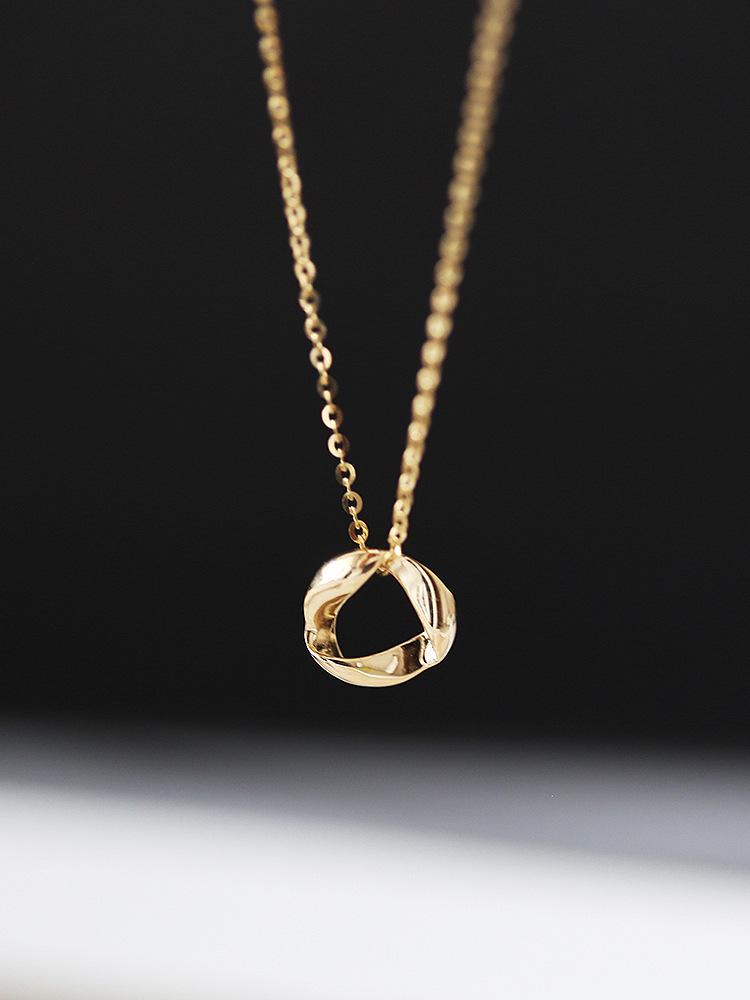 All-over S925 Sterling Silver Gold-plated Necklace for Women Mobius Elegant Versatile Pendant Beautiful Simple Collarbone Chain