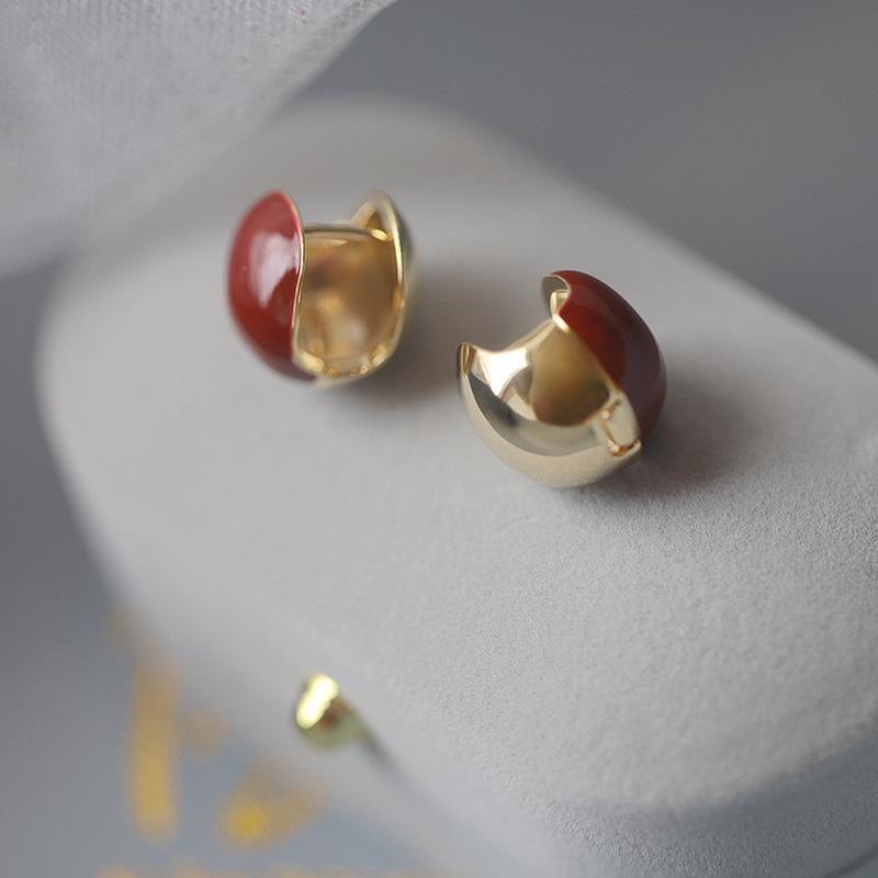 New Red Small Ball Earrings Wrapped Ear Lobe Ear Clips Non-Pierced Female Mosquito Coil Plate Elegant High-End Simple