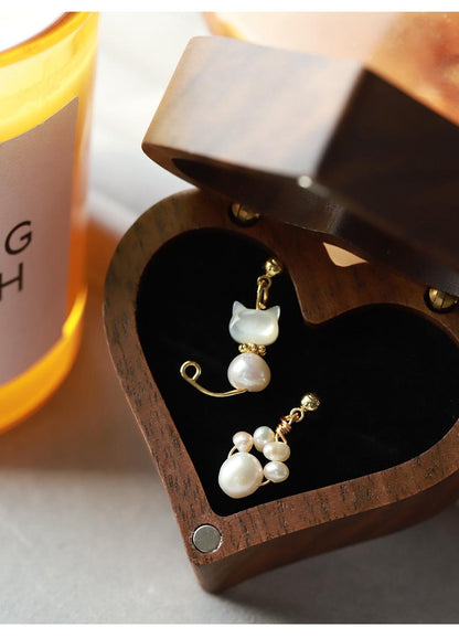 Sweet Cat Earrings New Hot Style Cute Pearl Cat Paw Earrings Non-Pierced Mosquito Coil Ear Clips for Women