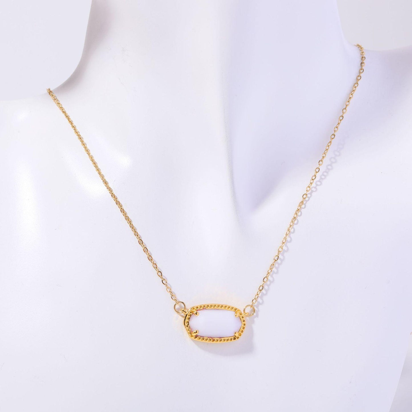Natural Stone 12 Birthstone Necklace Crystal Pendant Bracelet Light Luxury Electroplated Real Gold Color Retention