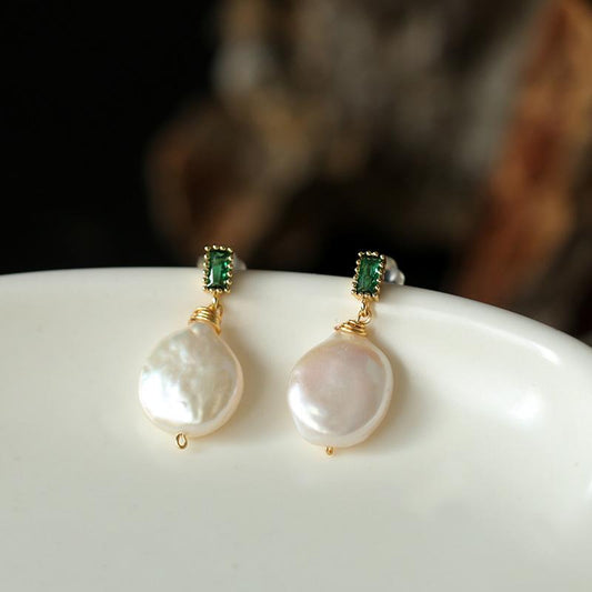 Natural Freshwater Baroque Pearl Earrings Emerald Pearl Earrings 14K Gold-Plated Vintage Stud Earrings for Women Summer Simple