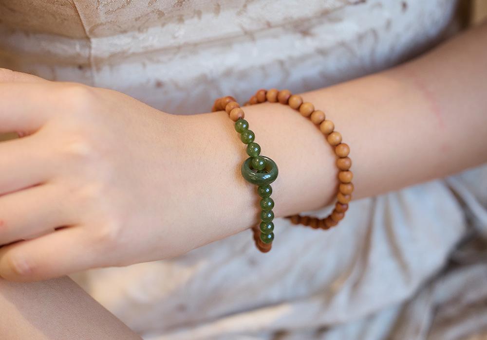 Qingshan Dai Lingyin Milk Fragrance Sandalwood Hetian Running Ring Double Circle Bracelet Ethnic Style Simple Jade Bracelet Couple Style